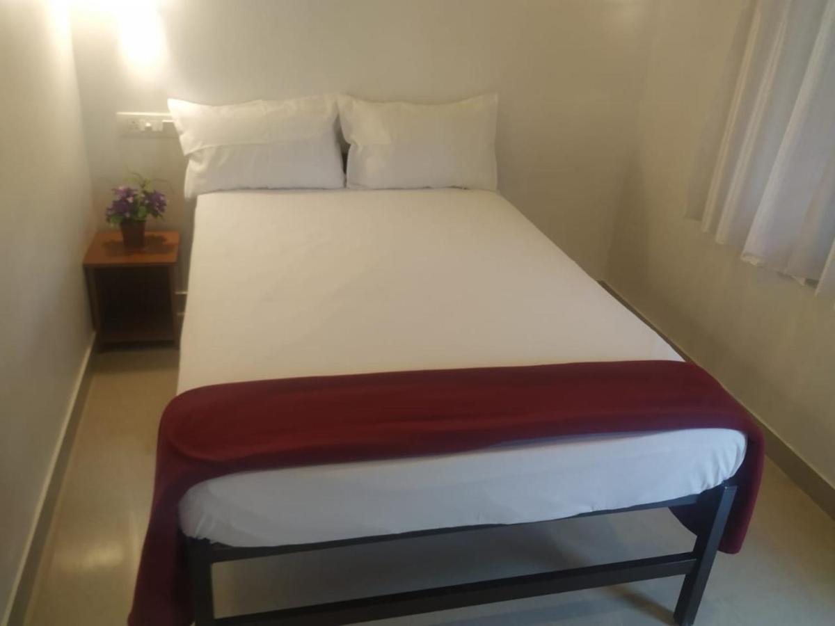 Vintage Inn Homestay 체라이 비치 외부 사진